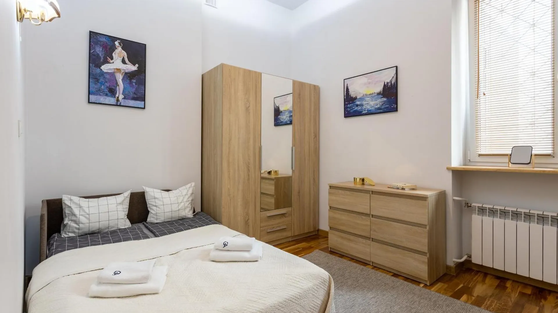 Central Warsaw Apartment - Great Location- Warsaw Stays - Wspolna